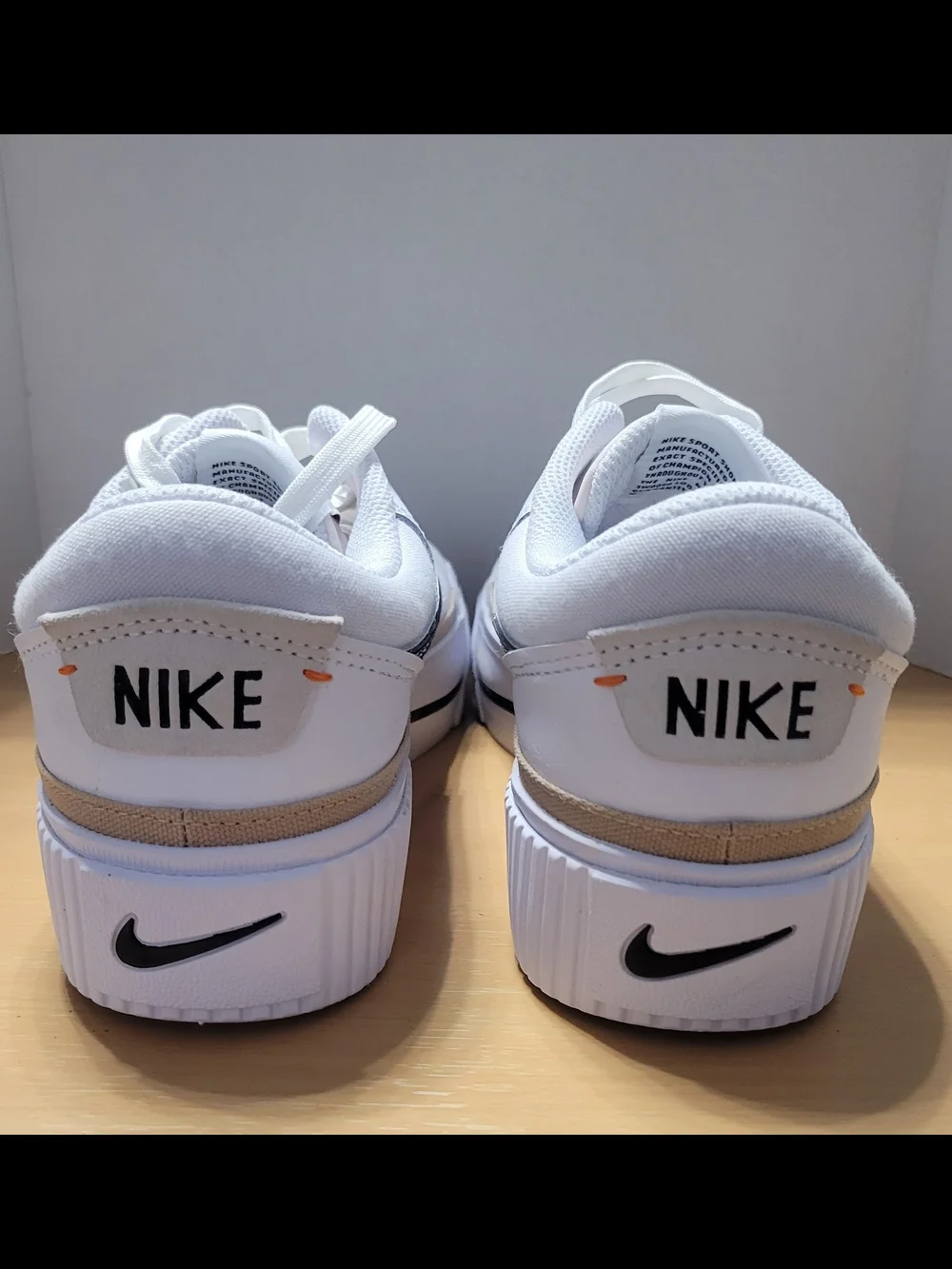 Nike Women's Shoes White Black Size 9